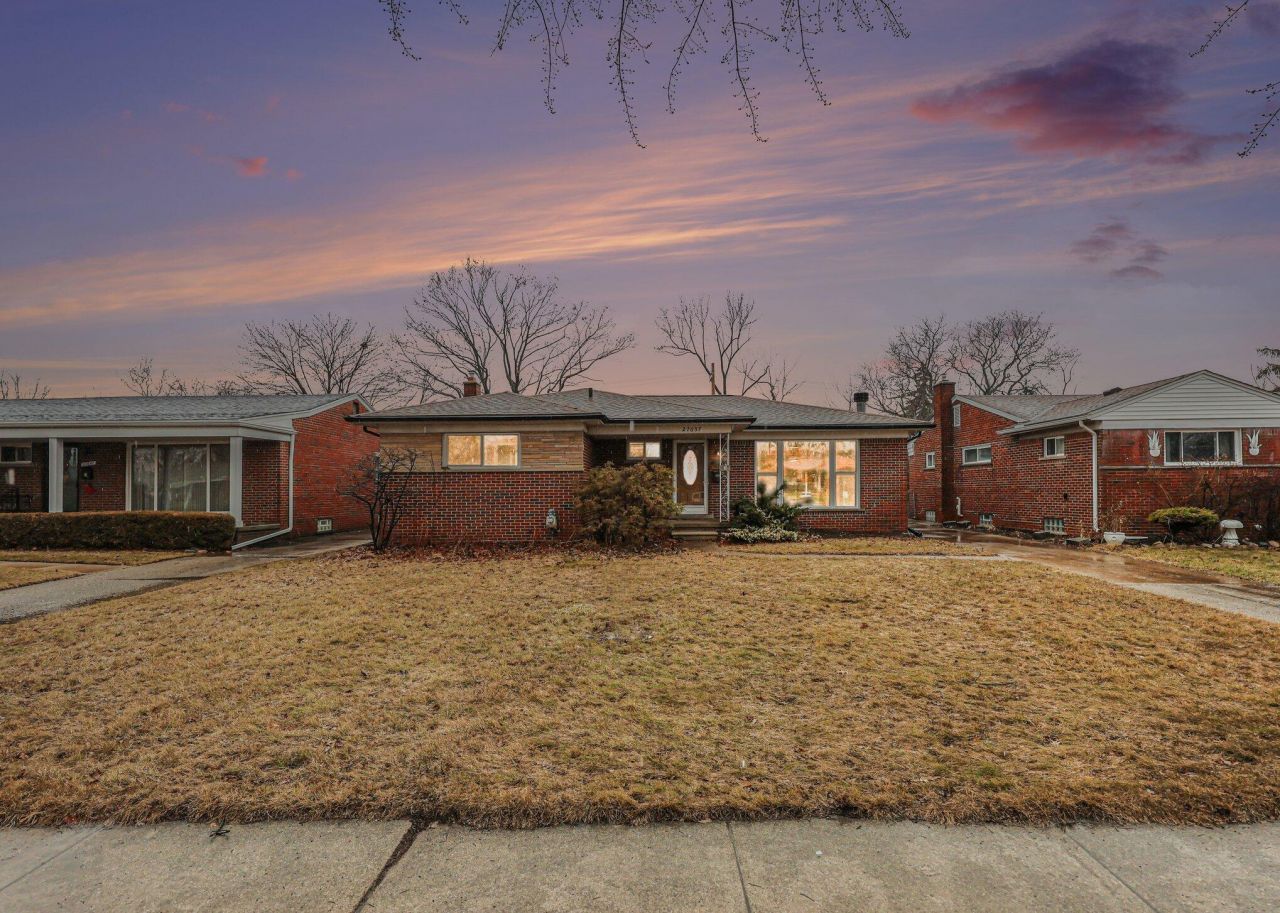 27657 Lorraine Avenue, Warren, MI 48093 Main Photo