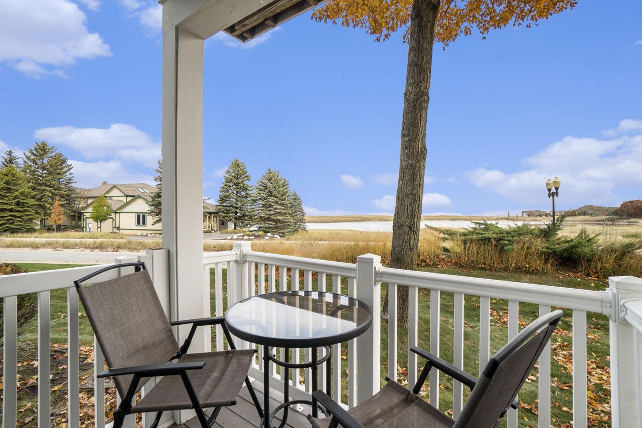 34 Brookharbor N, Manistee, MI 49660 Main Photo