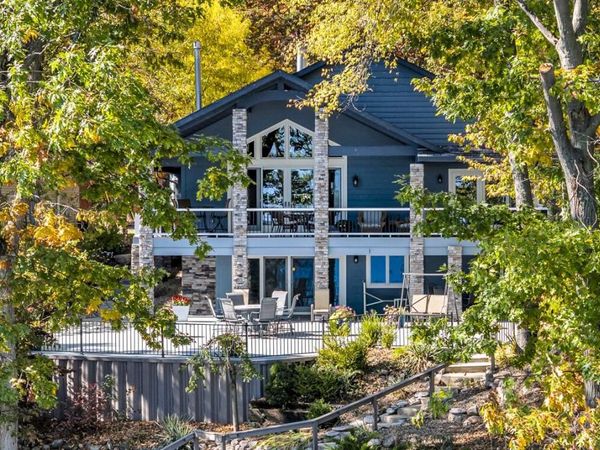 2307 Tecumseh Drive, Brooklyn, MI 49230