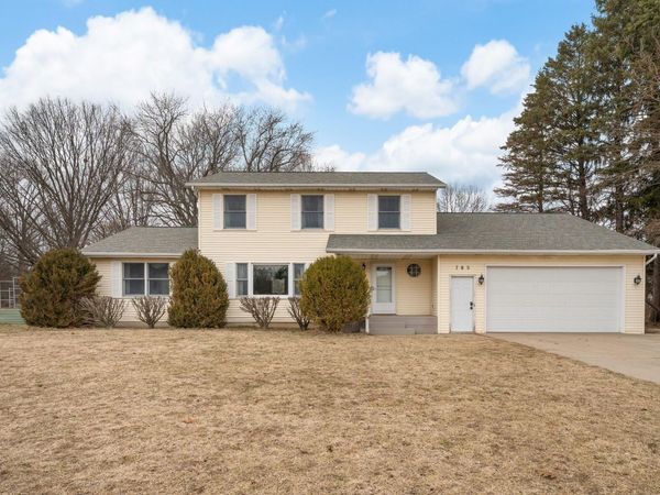 765 Oakridge Road, St. Joseph, MI 49085