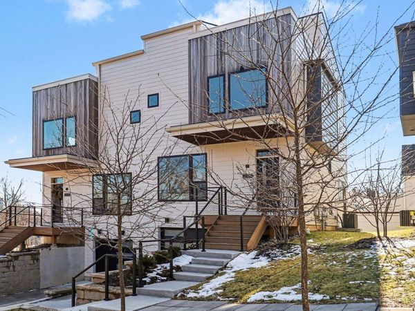 207 Sunset Road, Ann Arbor, MI 48103