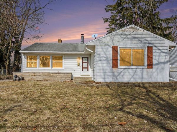 926 Lynn Avenue, Kalamazoo, MI 49008