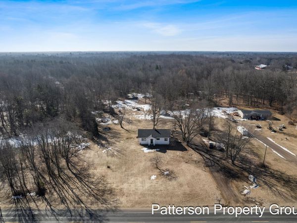 6825 Heights Ravenna Road, Fruitport, MI 49415