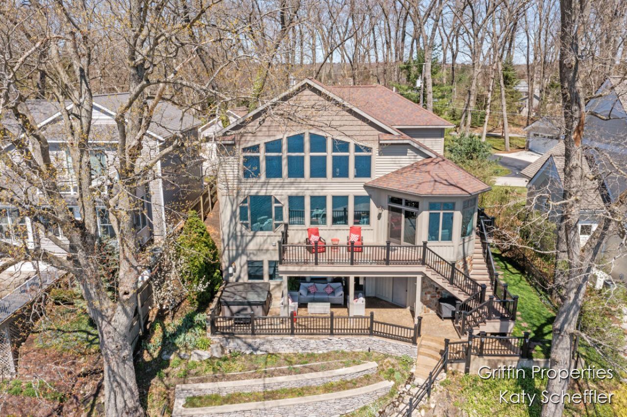 7220 Wilkinson Drive Ne, Rockford, MI 49341 Main Photo