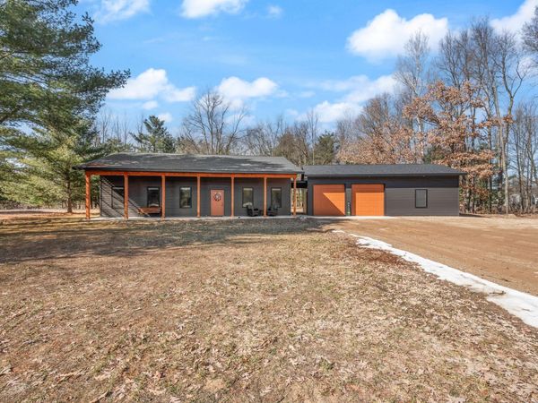 6349 Kilkenny Drive, Stanwood, MI 49346