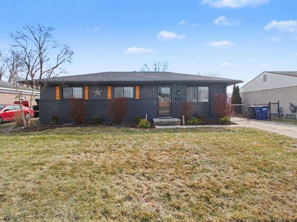 38249 N Jean Court, Westland, MI 48186