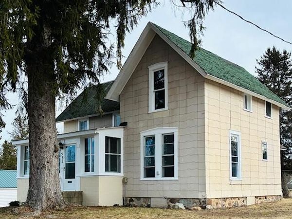 531 W Franklin Avenue, Reed City, MI 49677