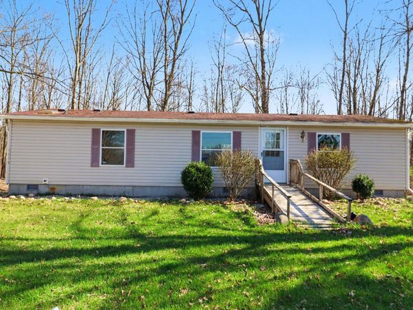 5238 Tilmann Lane, Weidman, MI 48893