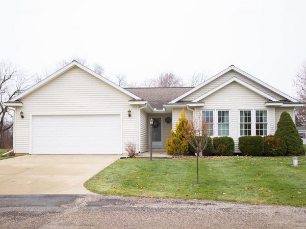 13330 Park West Blvd, Vicksburg, MI 49097