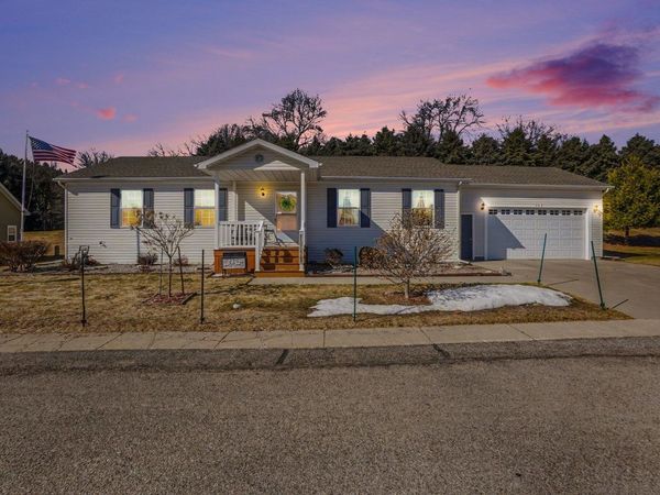 707 Peach Lane, Fremont, MI 49412