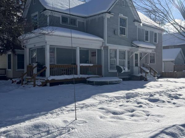 934 10th Street NW, Grand Rapids, MI 49504