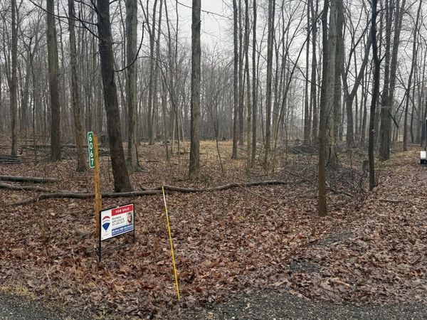 6067 Leora Lane, Jackson, MI 49201