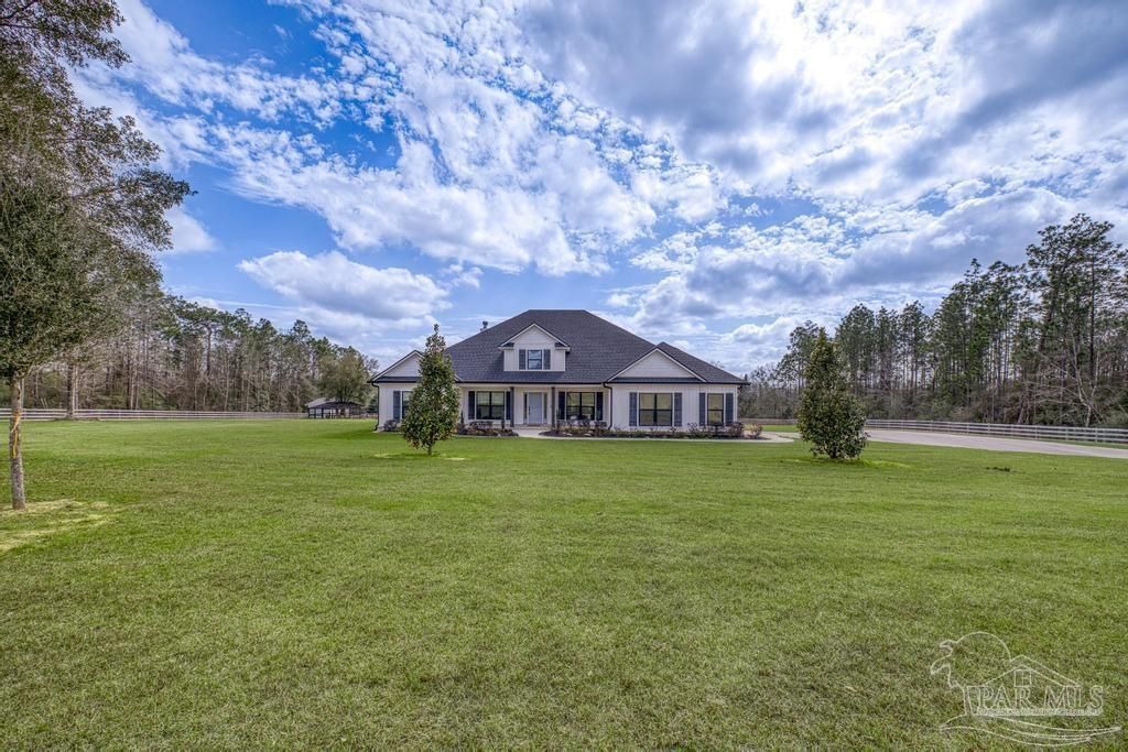 1851 Booth Lake Rd, Cantonment, FL 32533 Main Photo