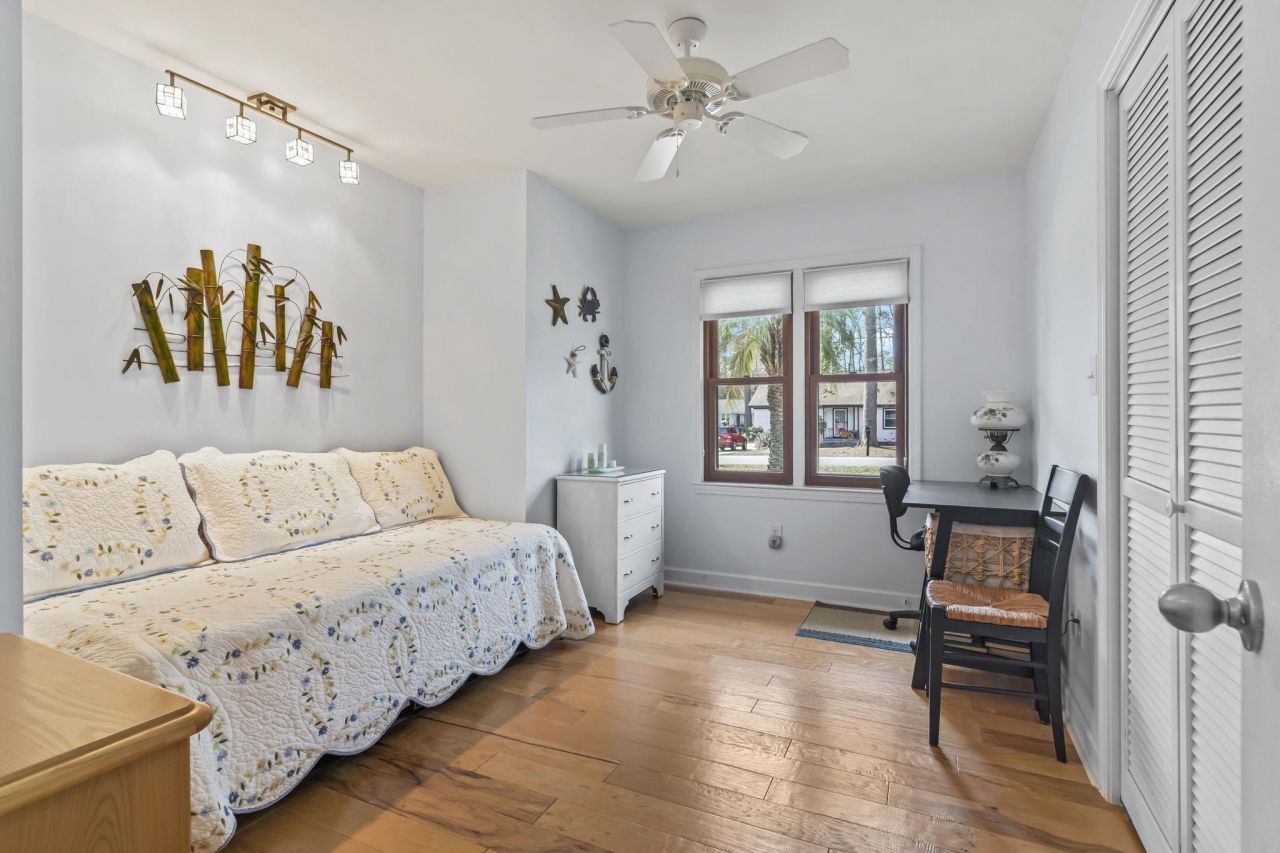 716 5th Ave. N Photo 15