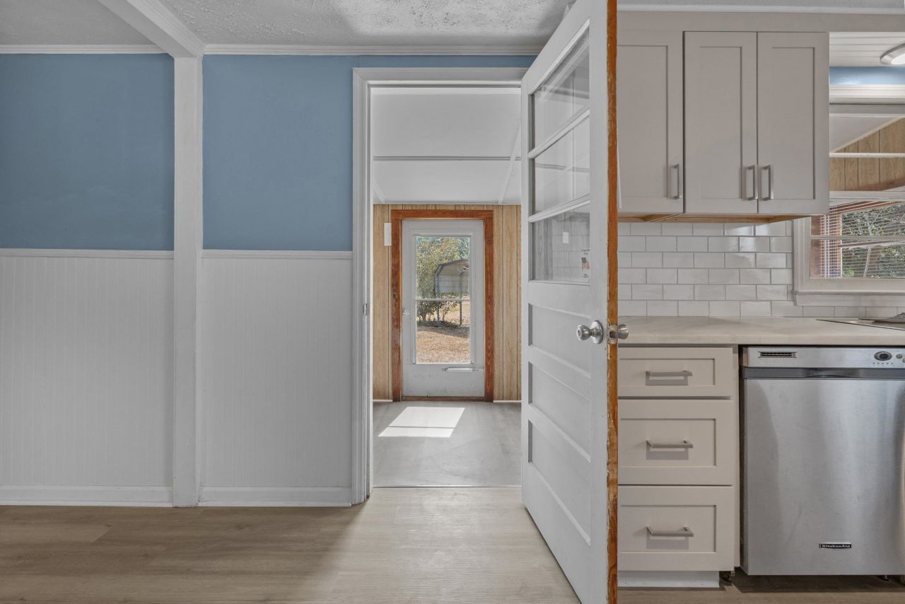 3886 Highway 905 Photo 23