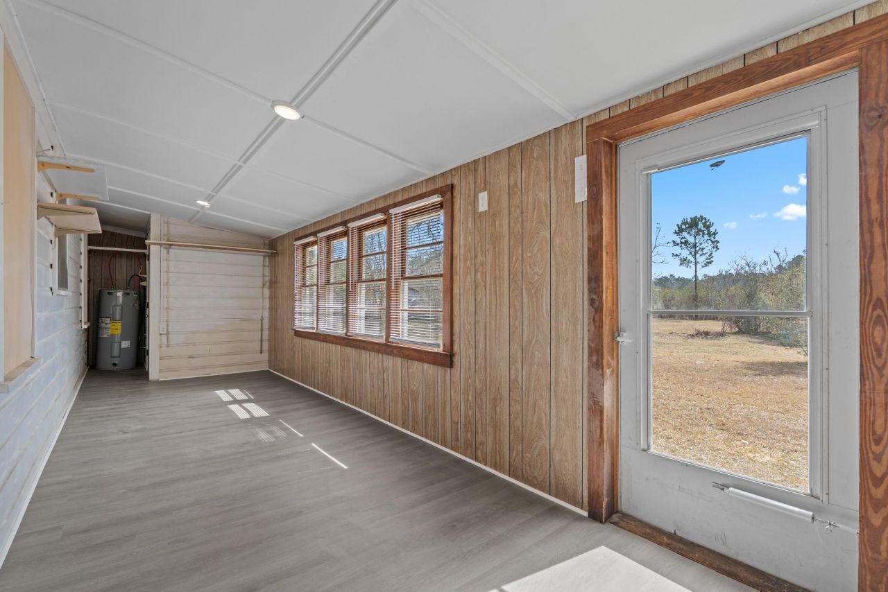 3886 Highway 905 Photo 24