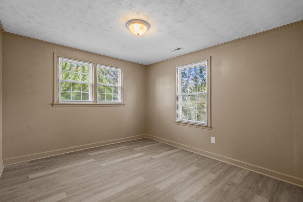 3886 Highway 905 Photo 33