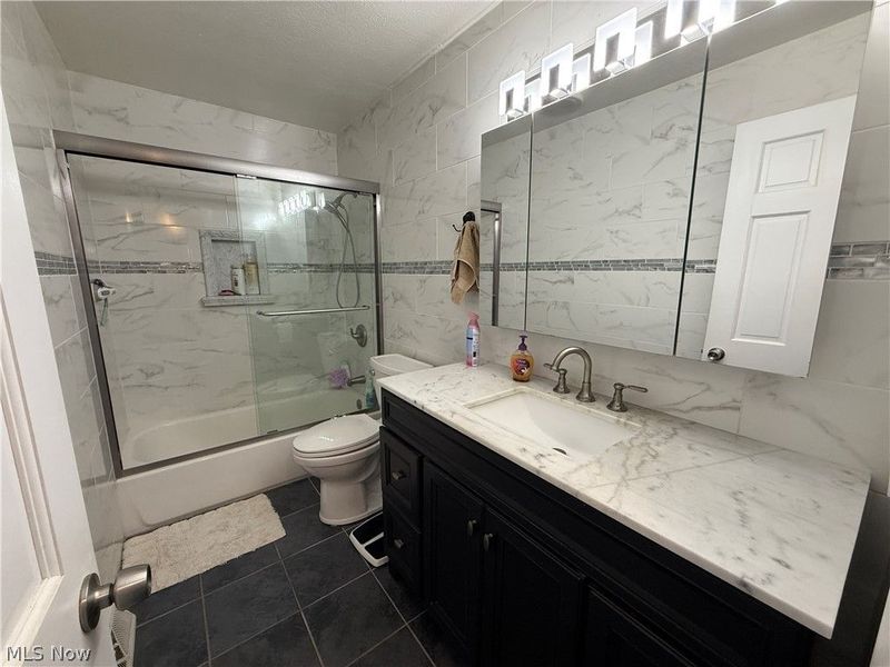 5981 Northview Drive, Seven Hills, OH 44131 Photo 20