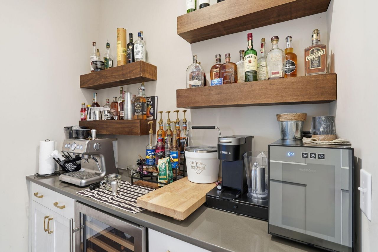 1055 Stonehenge Drive Photo 15