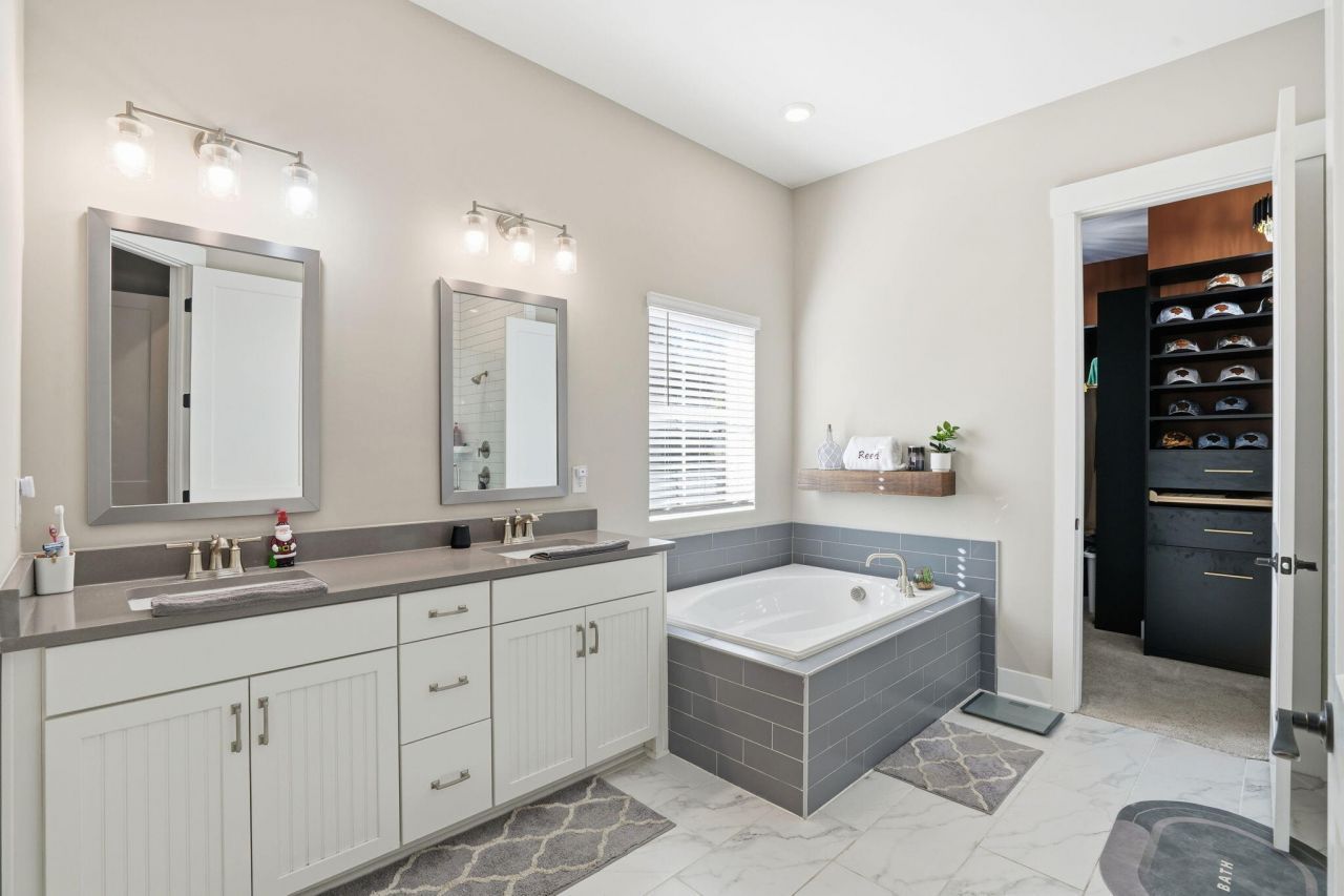 1055 Stonehenge Drive Photo 21