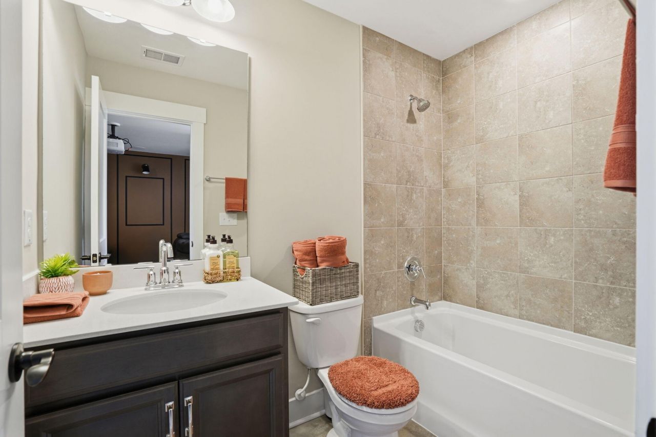 1055 Stonehenge Drive Photo 36