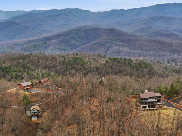 Mathis Hollow Rd, Gatlinburg, TN 37738