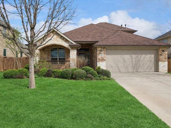 612 Ravenwood Drive, Saginaw, TX 76179