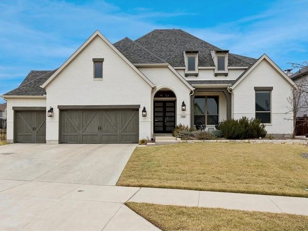 2301 Sandlin Drive, Fort Worth, TX 76008