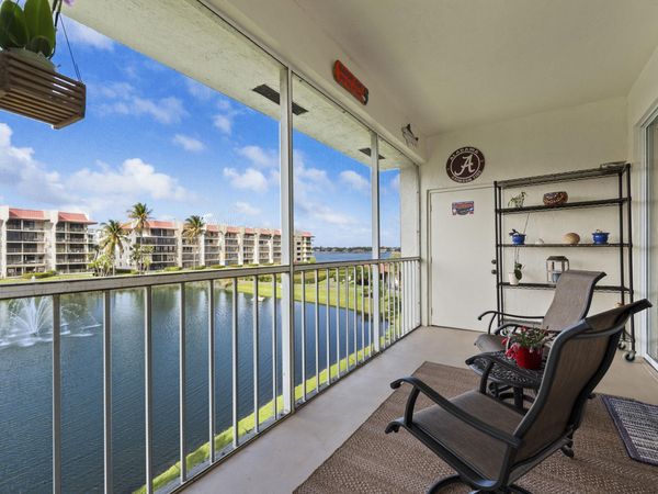 108 Half Moon Circle, Hypoluxo, FL 33462