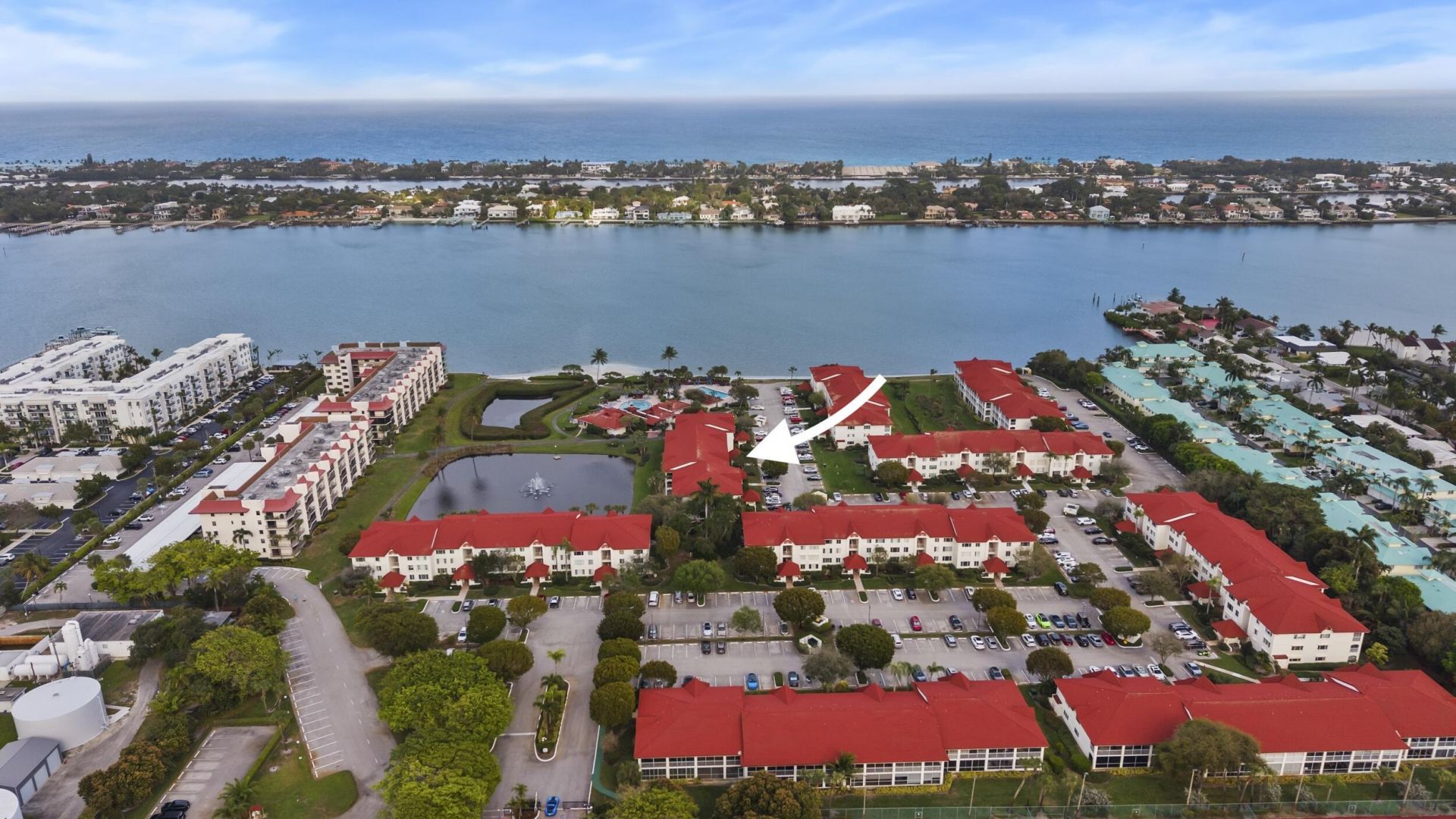 108 Half Moon Circle, Hypoluxo, FL 33462 Photo