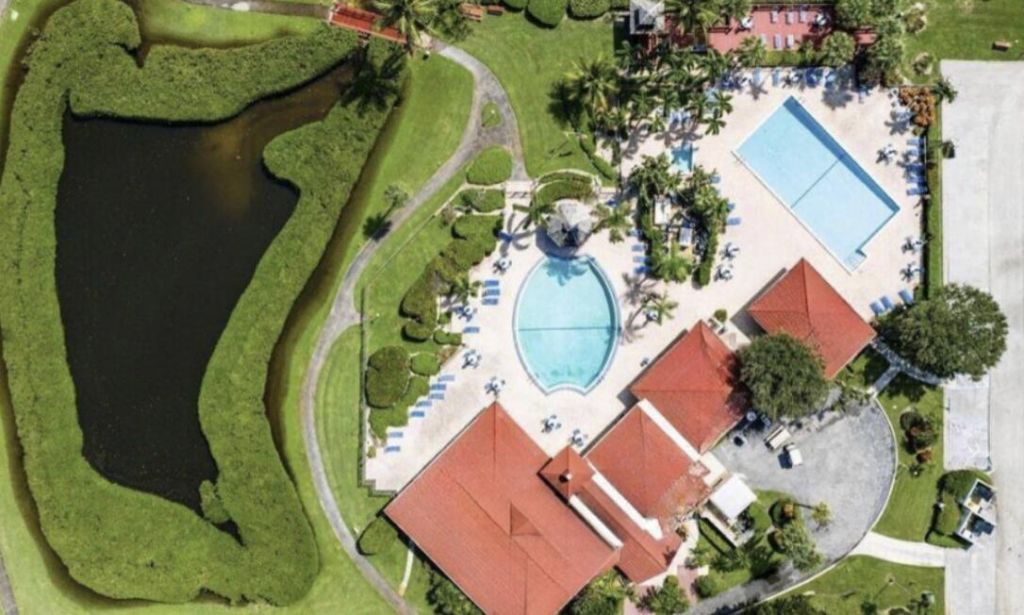 108 Half Moon Circle, Hypoluxo, FL 33462 Photo