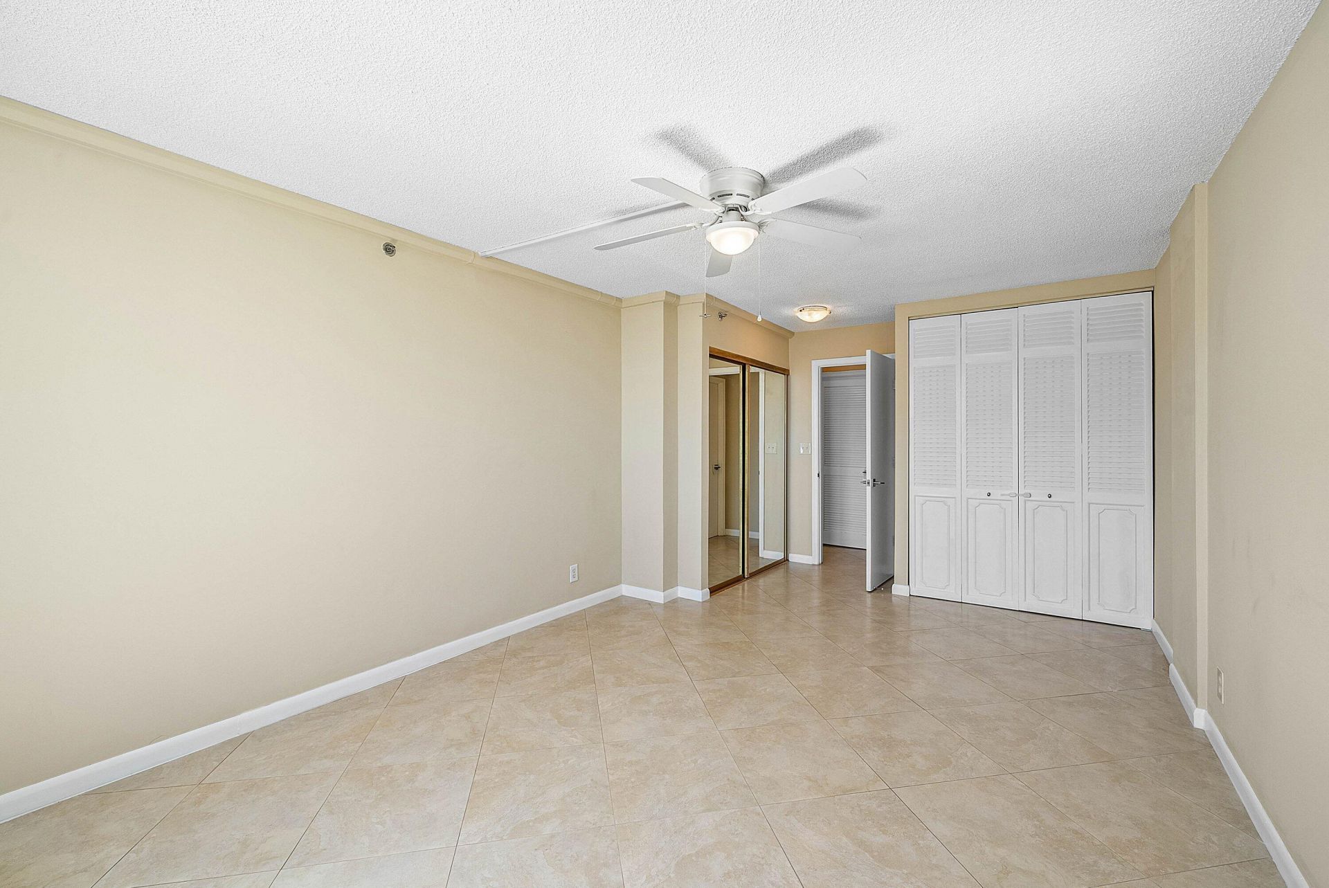 3301 S Ocean Boulevard, Unit 207, Highland Beach, FL 33487 Photo