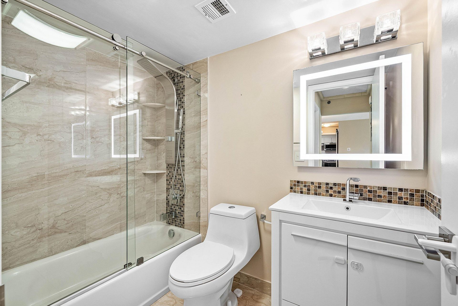 3301 S Ocean Boulevard, Unit 207, Highland Beach, FL 33487 Photo