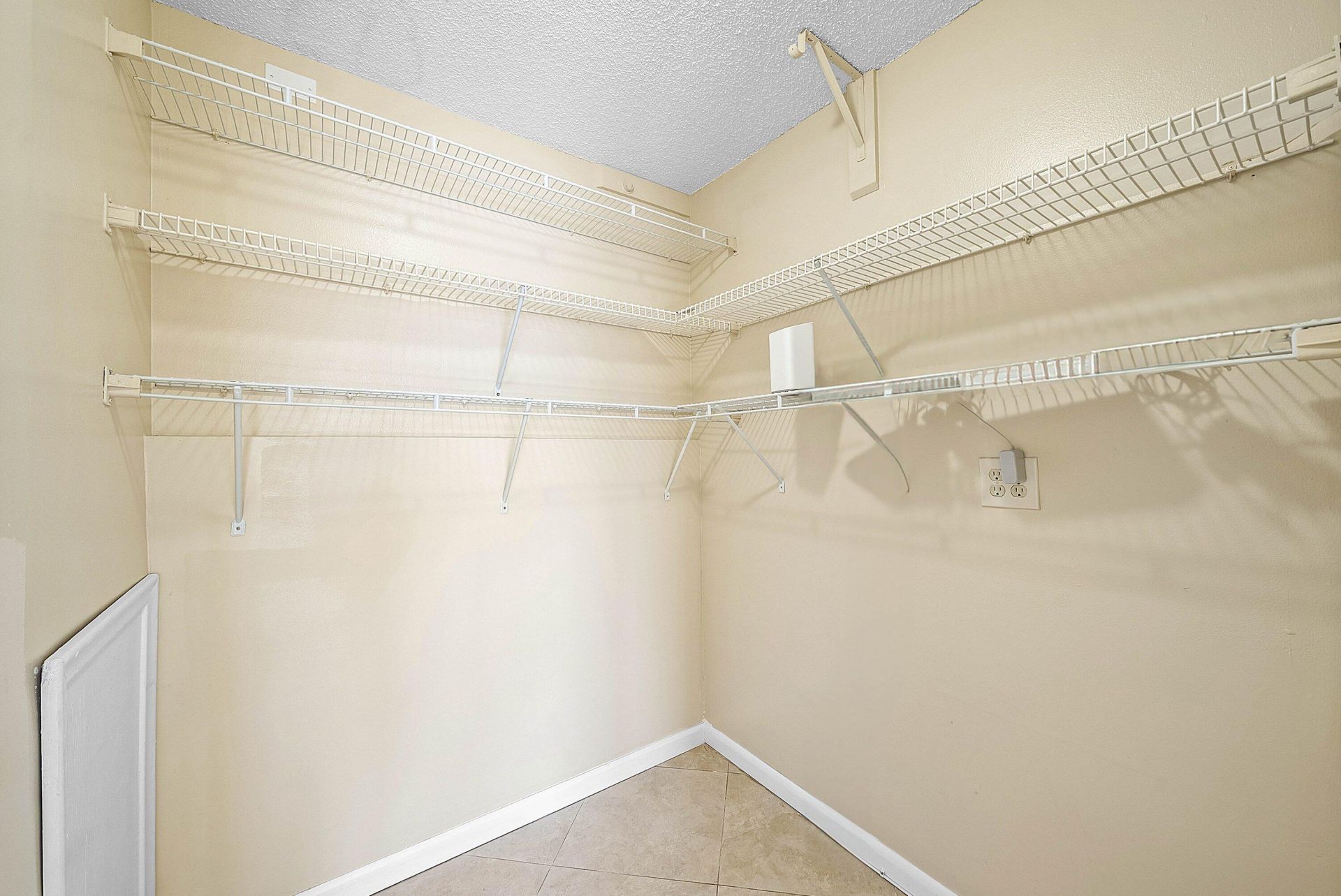 3301 S Ocean Boulevard, Unit 207, Highland Beach, FL 33487 Photo