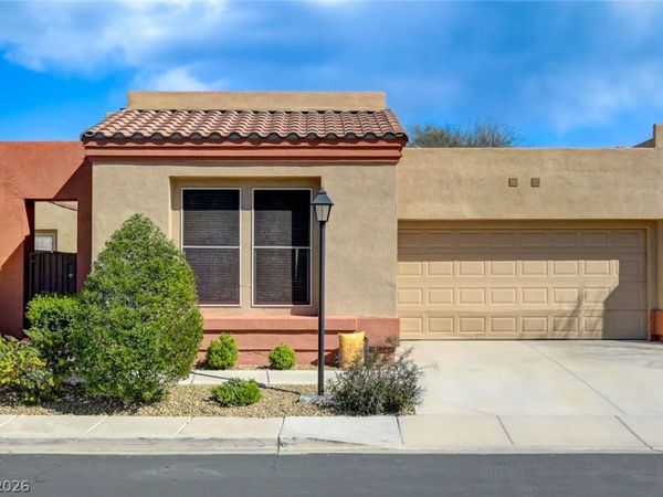 9194 Penn Station Street , Las Vegas, NV 89123