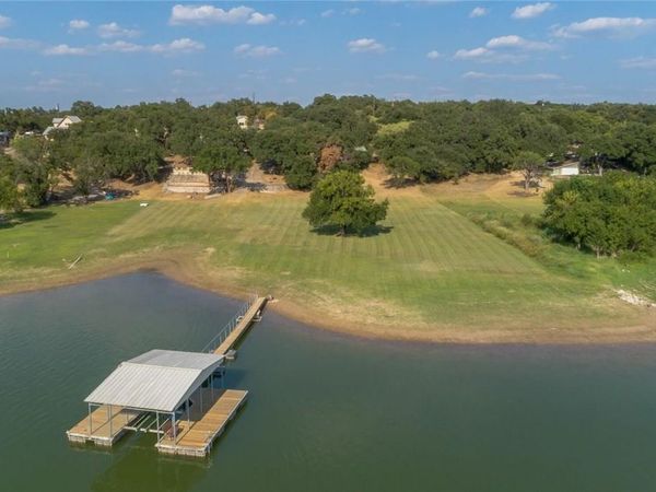 25203 Lake View DR, Spicewood, TX 78669