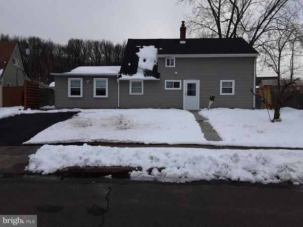 12 RING LANE , LEVITTOWN, PA 19055