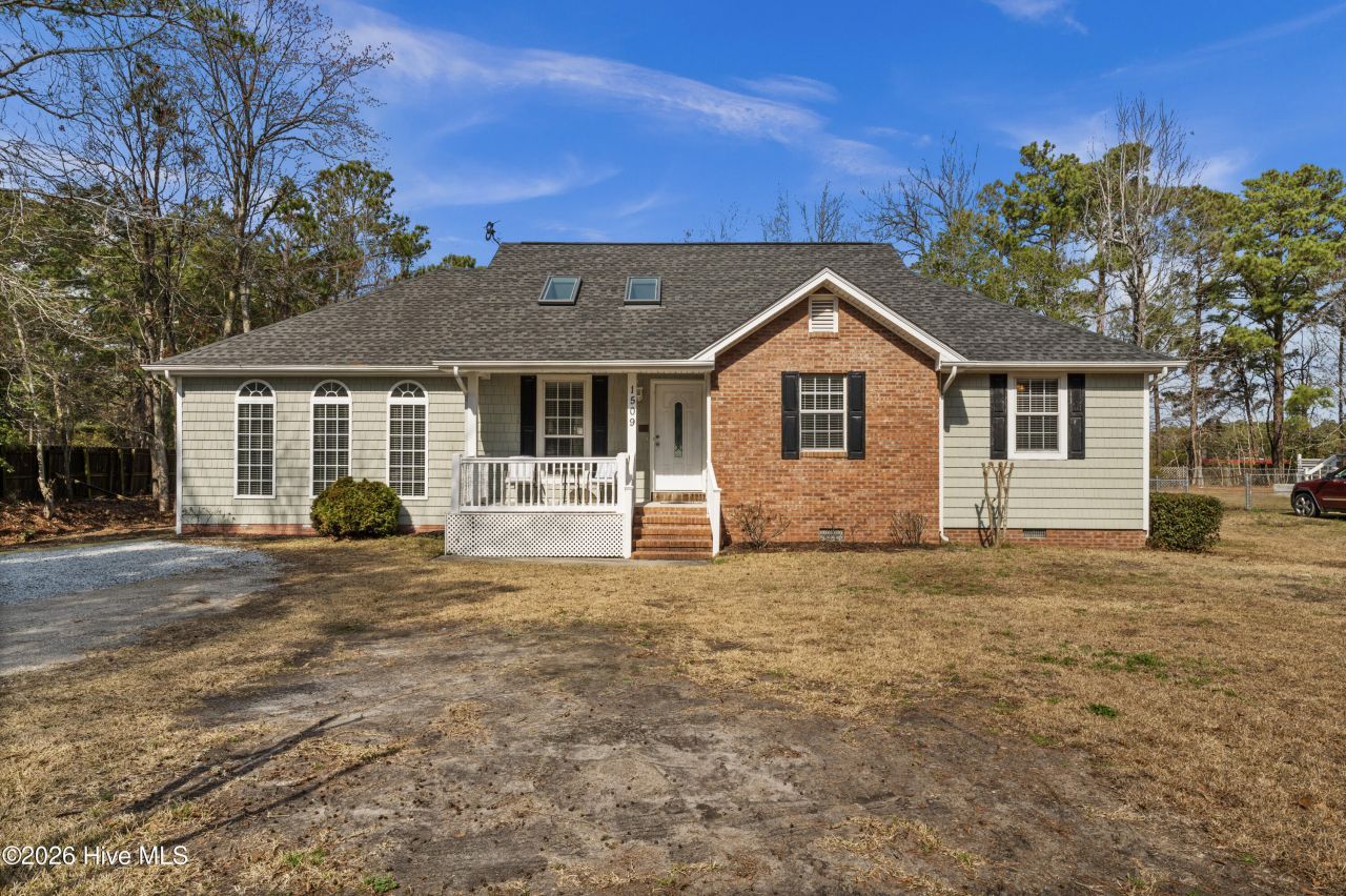 1509 Country Club Drive, Hampstead, NC 28443 Main Photo