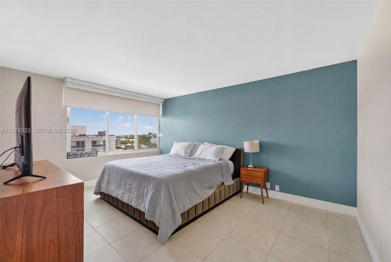 1000 West Ave , Unit 910, Miami Beach, FL 33139 Photo