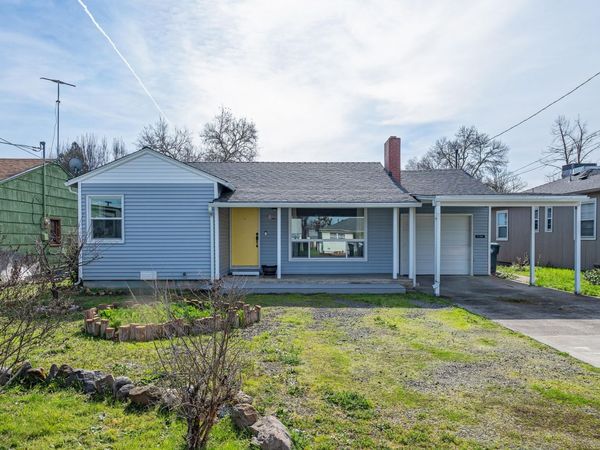 1211 Dakota Avenue, Medford, OR 97501