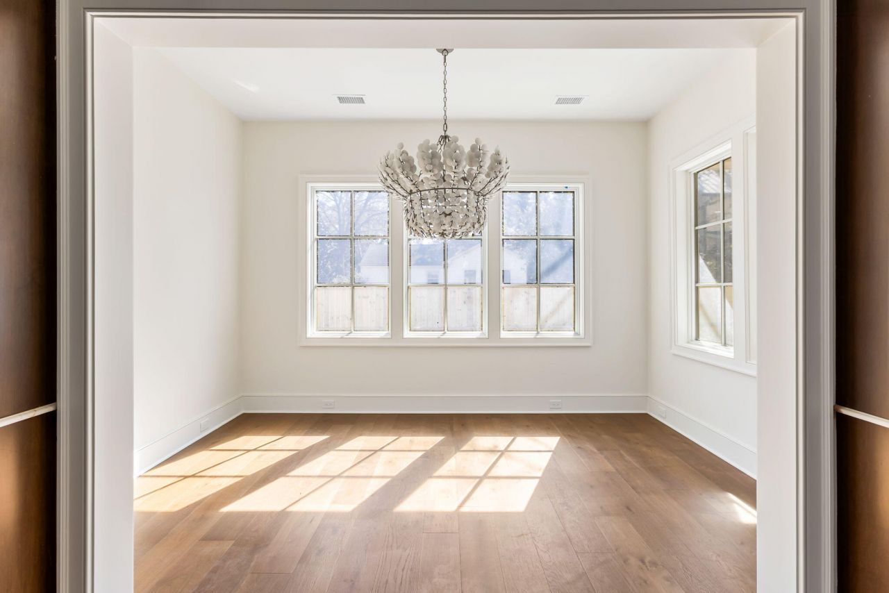 747 Hill Street Photo 10