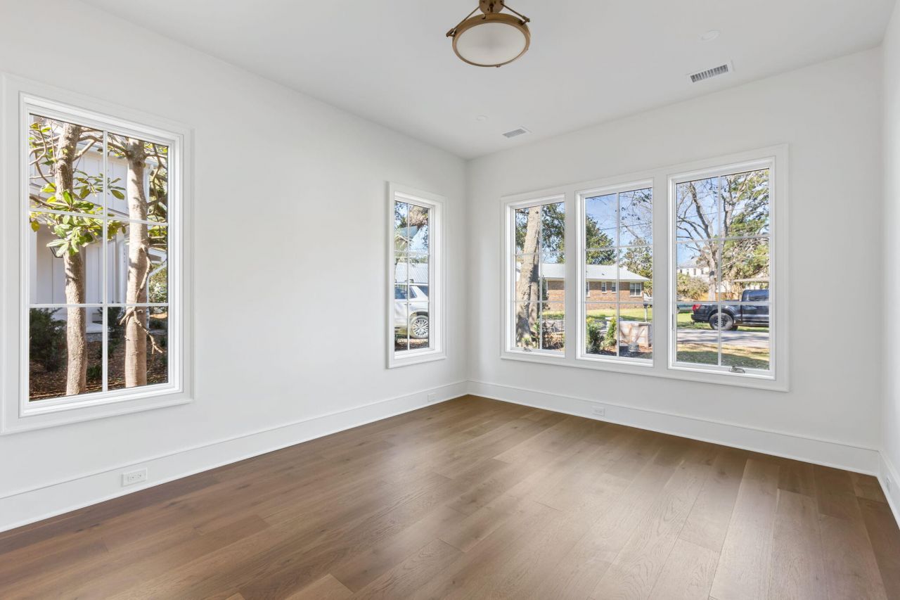 747 Hill Street Photo 20