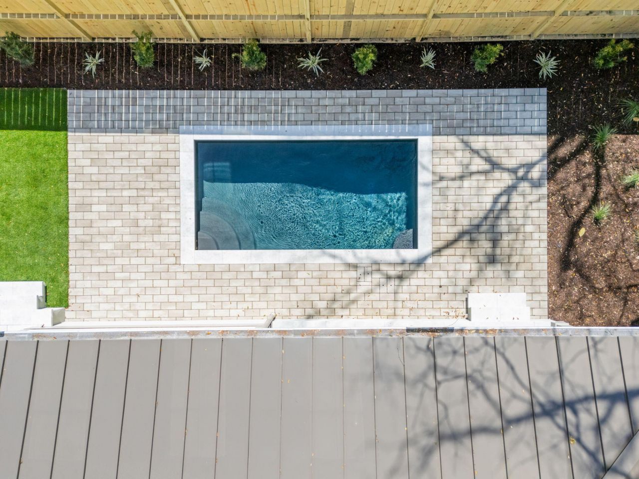 747 Hill Street Photo 32