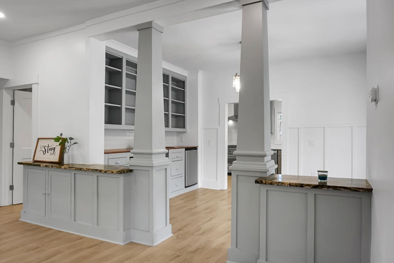 402 Sears Street Photo 11