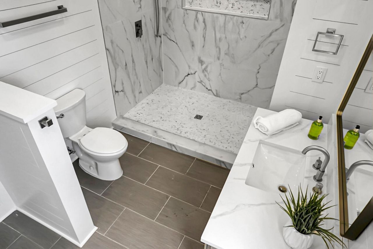 402 Sears Street Photo 25