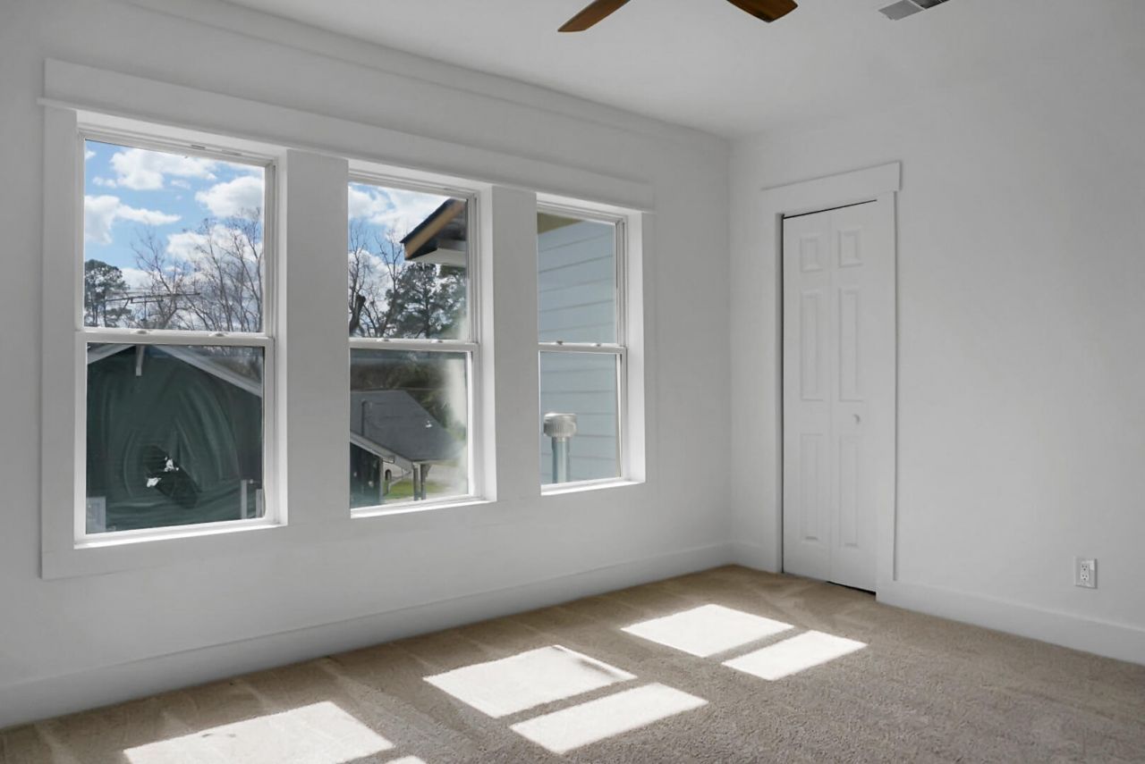 402 Sears Street Photo 38