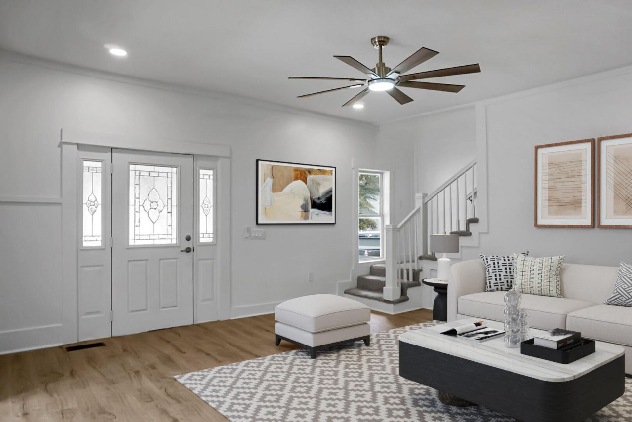 402 Sears Street Photo 6