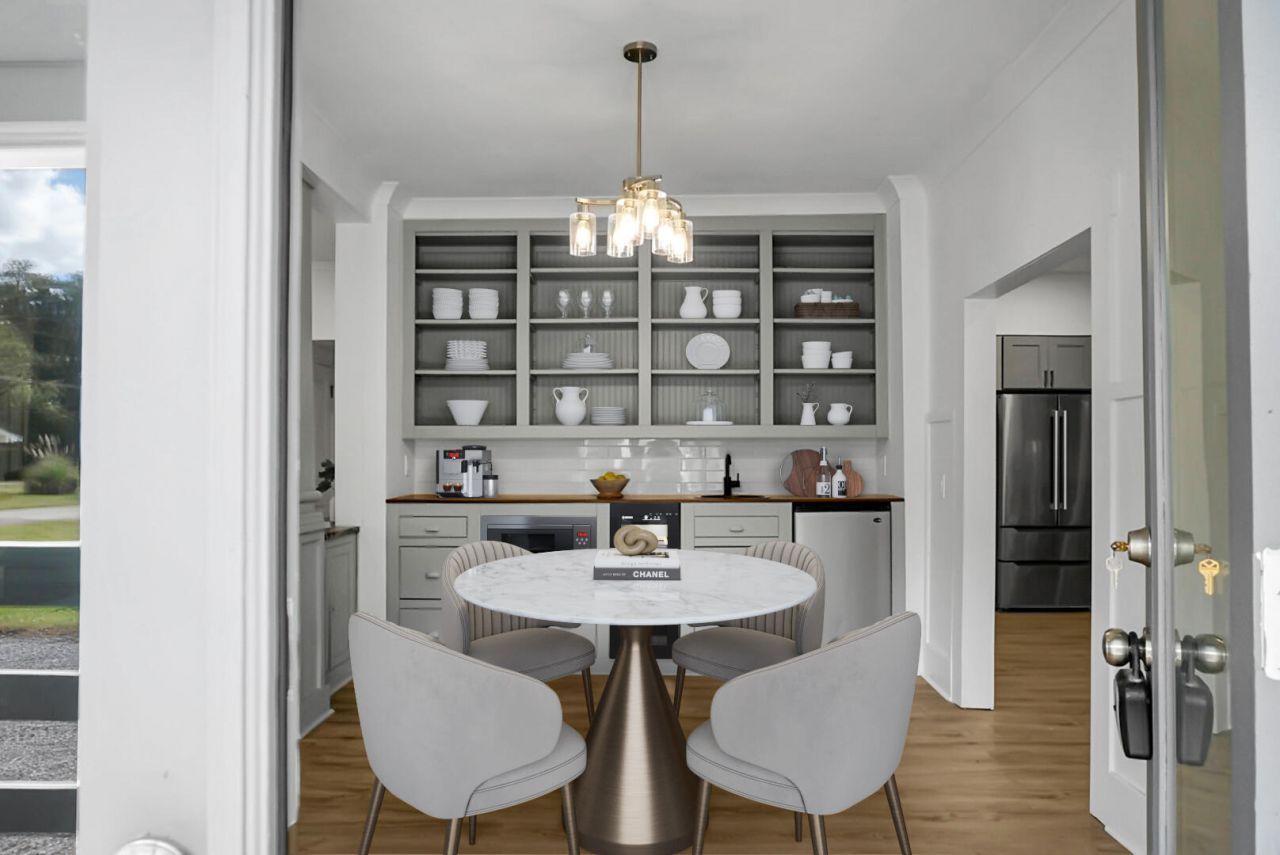 402 Sears Street Photo 7