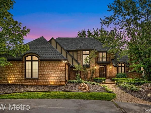 2863 MEADOWOOD LANE, Bloomfield Twp, MI 48302