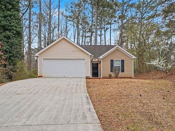 85 Homestead Place, Rex, GA 30273